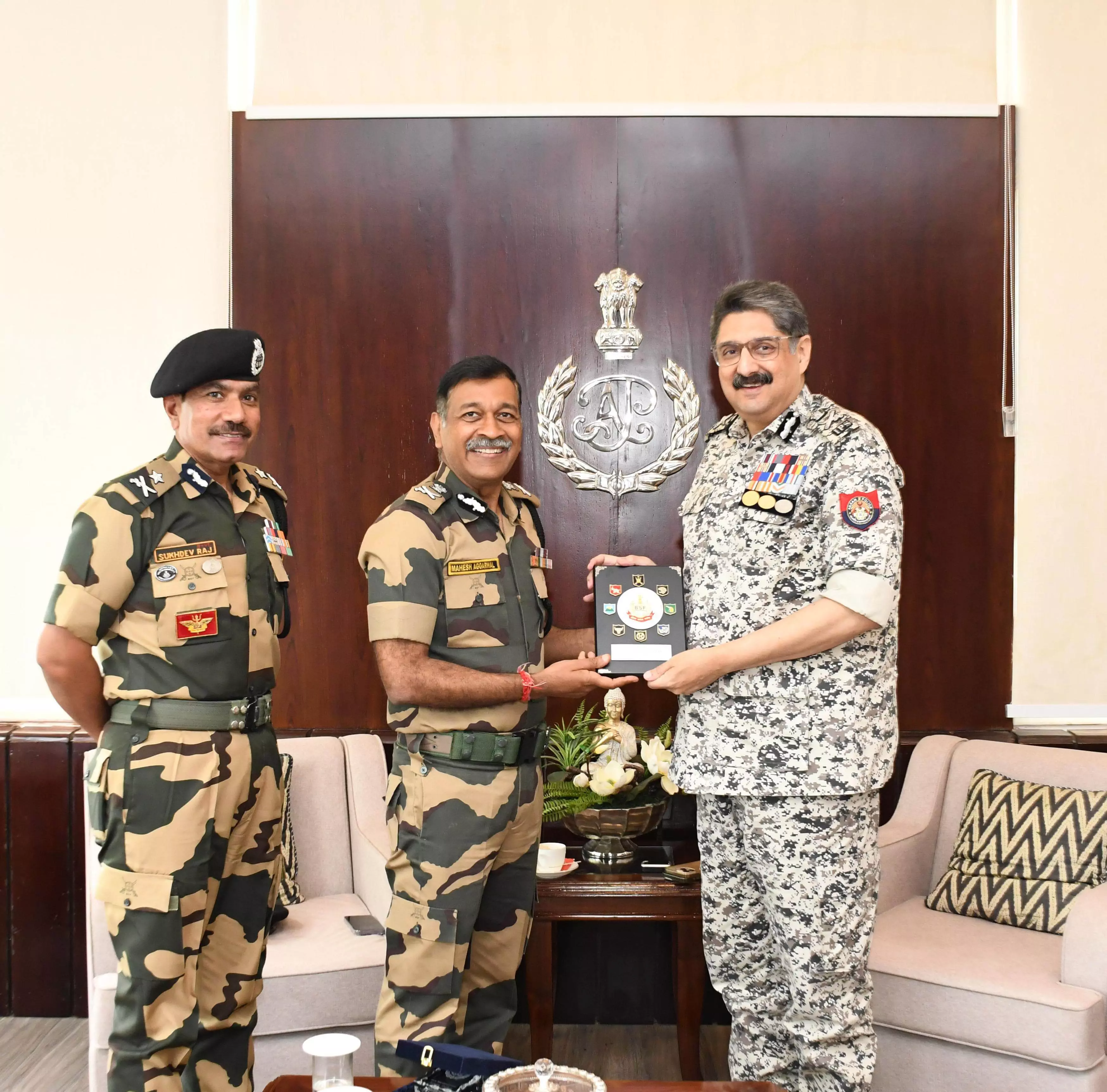 ADG BSF (Eastern Command) reviews Security Preparedness in Assam ADG BSF (Eastern Command) reviews Security Preparedness in Assam