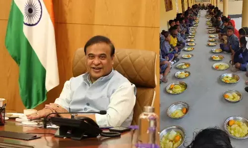 CM Proposes Breakfast Inclusion in Mid-Day Meal CM Proposes Breakfast Inclusion in Mid-Day Meal