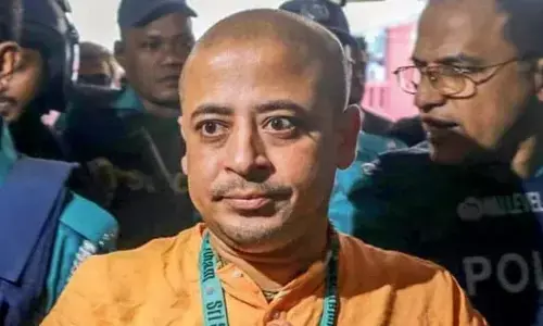 Bangladesh court orders jail-gate interrogation of Hindu monk Chinmoy Das Bangladesh court orders jail-gate interrogation of Hindu monk Chinmoy Das