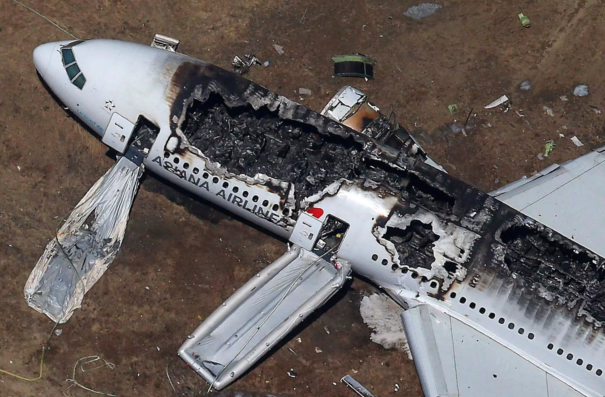 Why do airplanes still crash? Why do airplanes still crash?