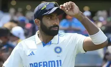 Jasprit Bumrah Shines Amid India’s Struggles, Fitness Clouds Jasprit Bumrah Shines Amid India’s Struggles, Fitness Clouds