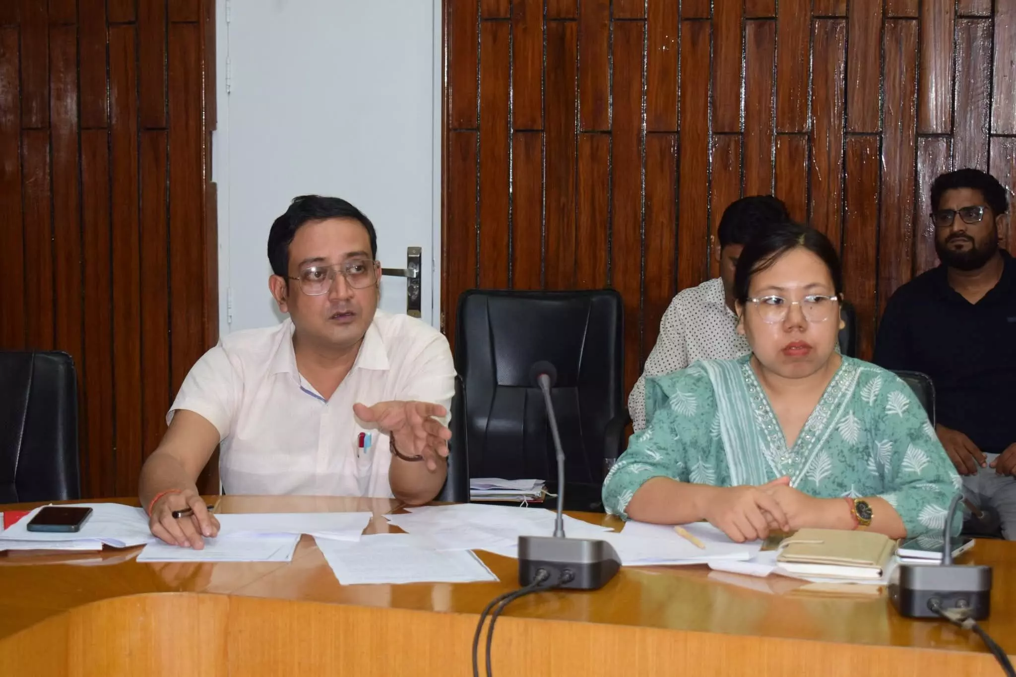 DLAMC Reviews Aadhaar Verification, Pending Applications in Cachar DLAMC Reviews Aadhaar Verification, Pending Applications in Cachar
